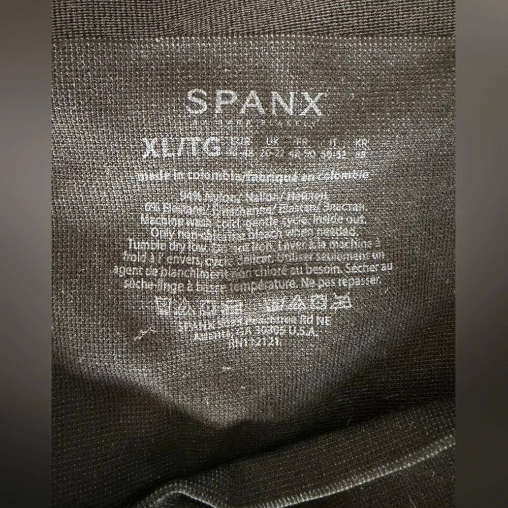 Spanx Grey Moto Textured Leggings - Picture 6 of 6